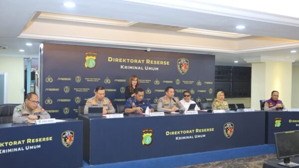 Penasihat Khusus Presiden Republik Indonesia Bidang Ketenagakerjaan dan Kesejahteraan Buruh Said Iqbal dalam konferensi pers perkembangan penanganan perkara Percetakan Mau Print di Polda Metro Jaya, Jumat, 3 Juli 2026.