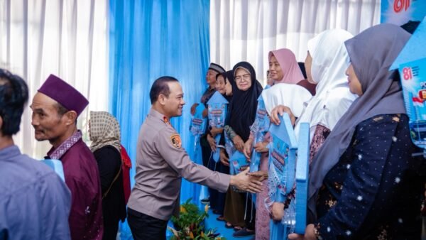 Wujudkan Program Presiden, Polda Metro Jaya Resmikan 35 Rumah Layak Huni