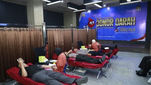 Hari Jadi ke-75 Humas Polri, Divhumas Polri Gelar Donor Darah Serentak Bersama Humas Polda Jajaran dan Media