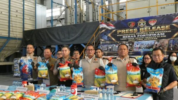 Polri Ungkap Produksi 525 Ton Beras Fortifikasi Tak Sesuai Label